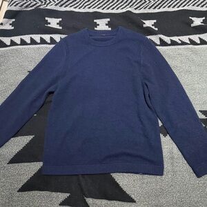 Lululemon Men's cashmere’s Navy Blue Sweater size M